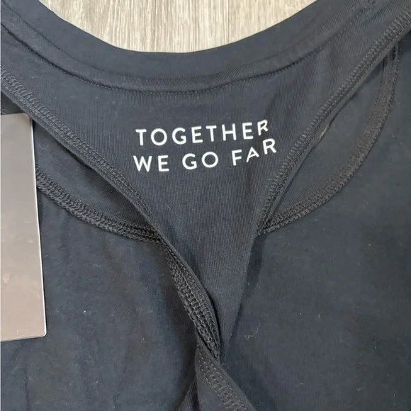 PELOTON Front Logo Black Twist Back Tank NWT Size Small - Picture 6 of 6